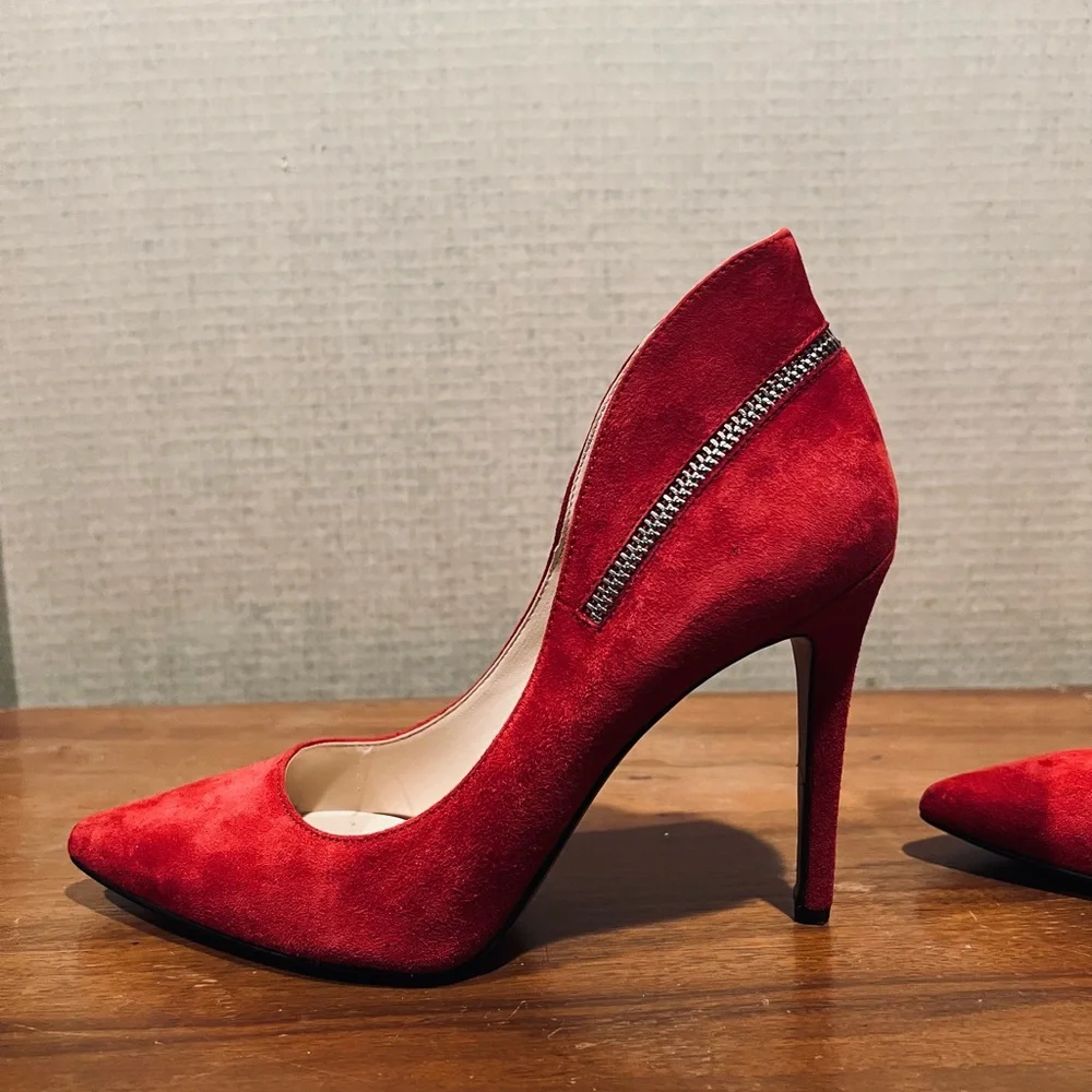 Beautiful shoes!! Comfortable and so adorable!! - Picture 1 of 7